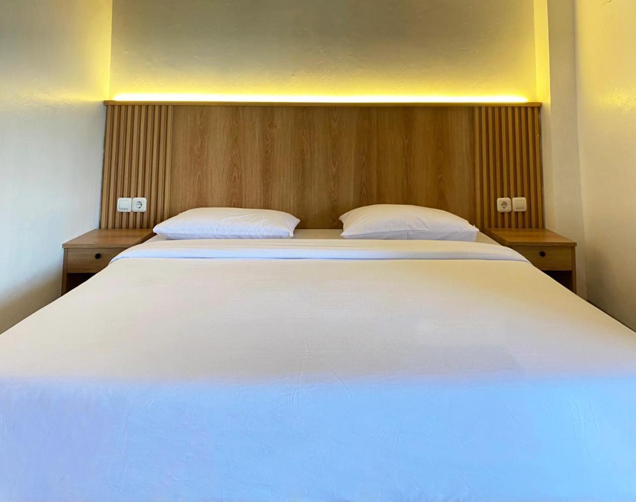 Kalasan Hotel Wijaya Family 2 חדר תמונה